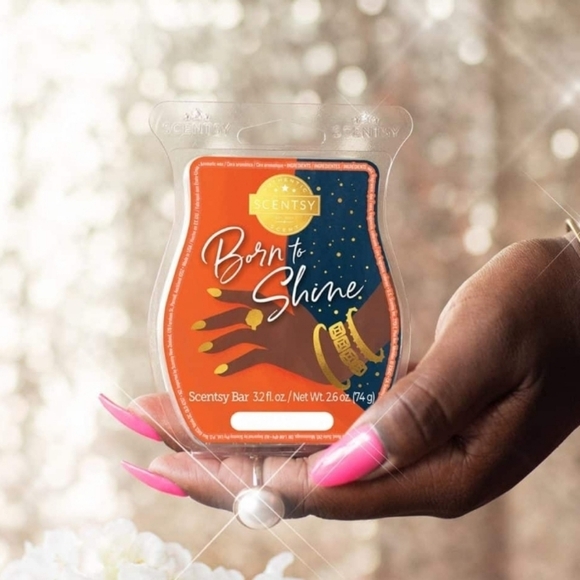 Scentsy Glamorous You Collection Born to Shine Nectarine Pear Cashmere Musk Wax - Picture 3 of 4